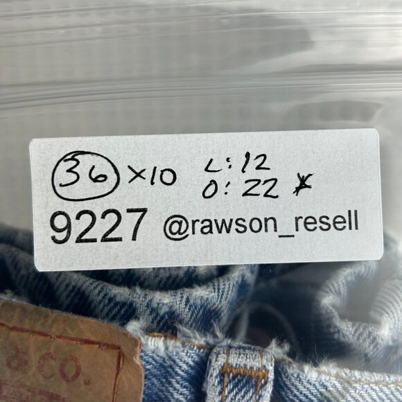 Levi's 550 Vintage Blue Jean Shorts Jort Sz 36 Relaxed Fit Distressed Light Wash - Picture 9 of 9